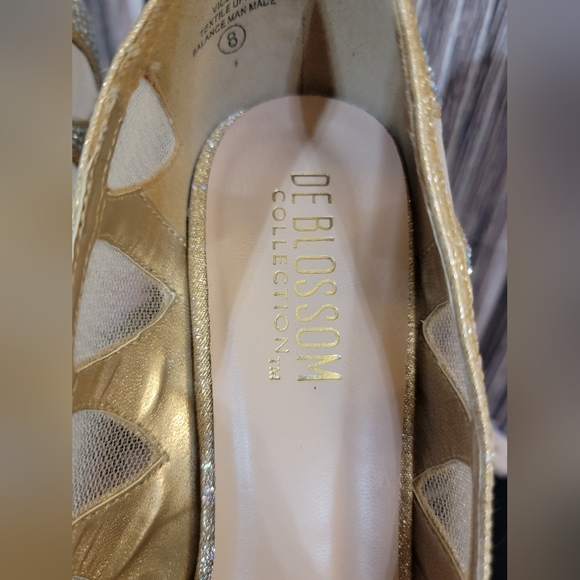 Champagne Gold Peeptoe HEELS - Picture 8 of 11